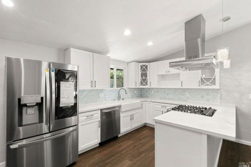 40000 Gualala Ct, The Sea Ranch CA  95445-9533 exterior