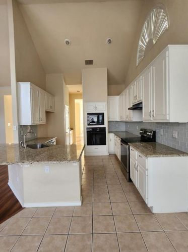 3937 Malton Dr, Plano TX  75025-3829 exterior