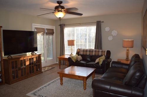 4200 Endeavor Dr, Cincinnati, OH 36202-2306