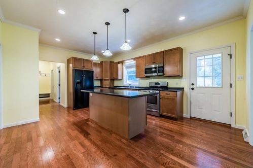 226 Tacoma Ave, Latrobe PA  15650-1237 exterior