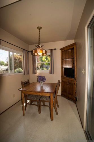 1857 Denver St, San Diego CA 92110-3335 exterior