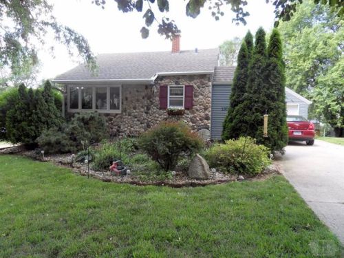 1303 Crawford St, Roselle, IA 51401-1415