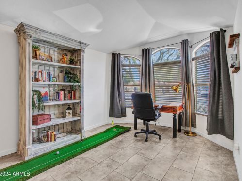 6428 Wahalla Ln, Glendale AZ 85308-5580 exterior