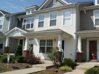 3263 Harpeth Springs Dr, Nashville, TN 37221-2385