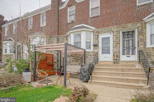 6412 Large St, Philadelphia, PA 19149-2746