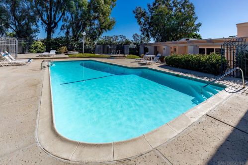 704 Silver Dr, Vista CA  92083-4243 exterior