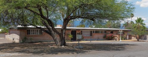 5645 9th St, Tucson, AZ 85711-3267