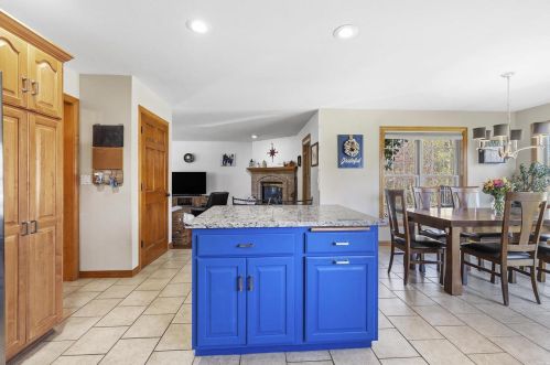 2922 Copper Mountain Ct, Green Bay WI  54313-3207 exterior