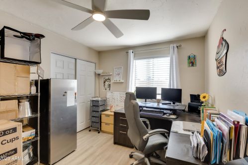 4351 Libby St, Glendale AZ  85308-1621 exterior