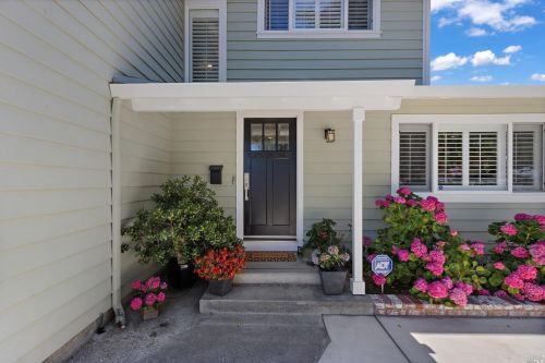 622 Hillcrest Ave, Benicia, CA 94510-2314