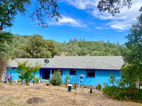 10140 Skyview Dr, Grass Valley, CA 95949-9596