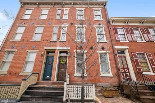 128 Mercer St, Trenton, NJ 08611-1724
