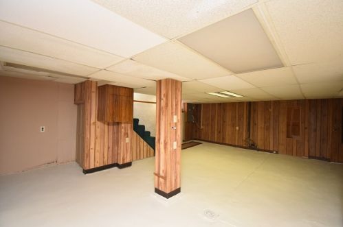 1524 Fallowfield Ave, Pittsburgh PA  15216-3753 exterior