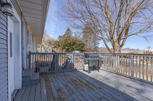 510 Wolcott St, Bristol CT  06010-6429 exterior