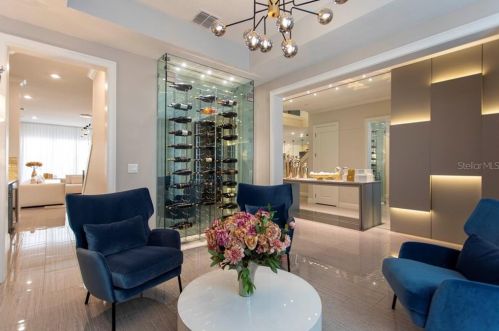 8035 Chilton Dr, Orlando FL 32836 exterior