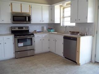 6431 Compass Dr, Lawton, OK 73505-5619
