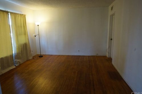 167 Harcourt St, Long Beach, CA 90805-2246
