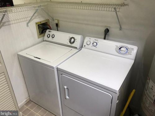 9417 Winchester Ave, Atlantic City NJ  08402-1045 exterior