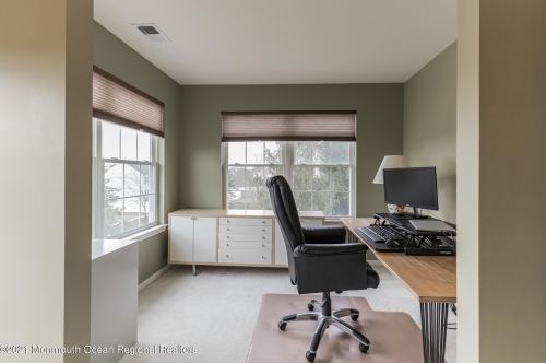 139 Princeton Oval, East Freehold NJ  07728-5338 exterior