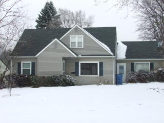 337 Summit St, Barb, OH 44203-1769
