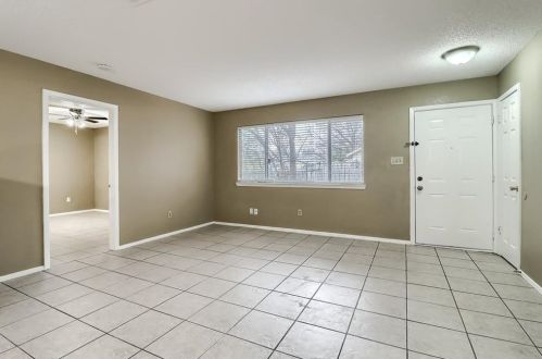 12302 Dellrey Dr, Austin TX 78758-2503 exterior