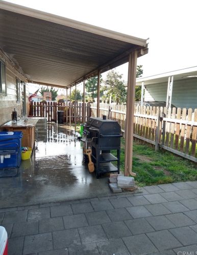 16600 Orange Ave, Paramount CA  90723-5353 exterior