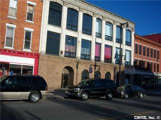 466 Salina St, Syracuse NY  13203-2416 exterior