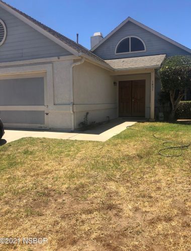 1431 Bluebird St, Santa Maria, CA 93454-7282