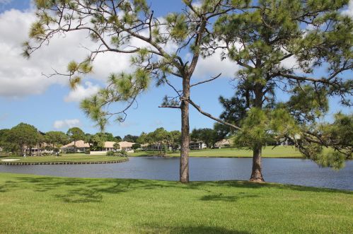 2344 Longwood Dr, Palm City, FL 34990-4733