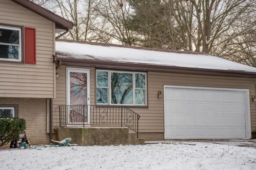 54570 Bethany Dr, Mishawaka IN  46545-2221 exterior