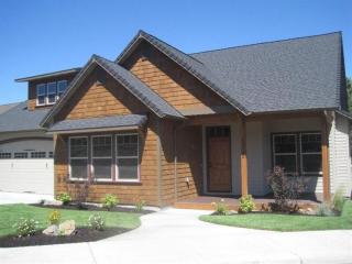 63140 Peale St, Bend, OR 97701-7070