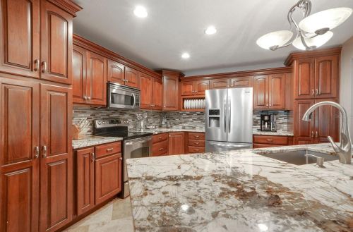 1135 Wisper Run Ct, Lutz FL  33558-5185 exterior