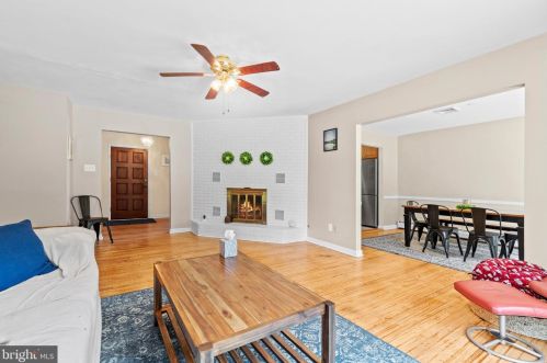 10519 Amity St, Lorton VA  22079-3516 exterior