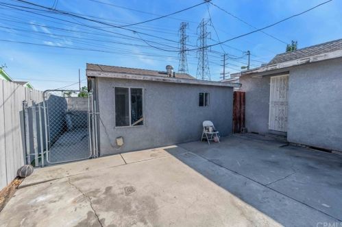 129 69th Way, Long Beach CA  90805-1237 exterior