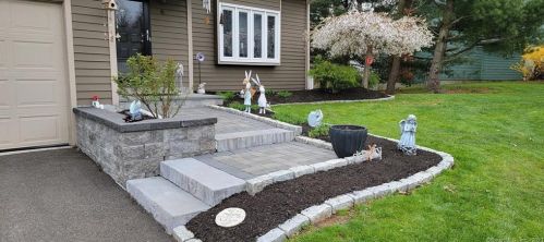 6 Harnish Ln, Wallingford, CT 06492-2864