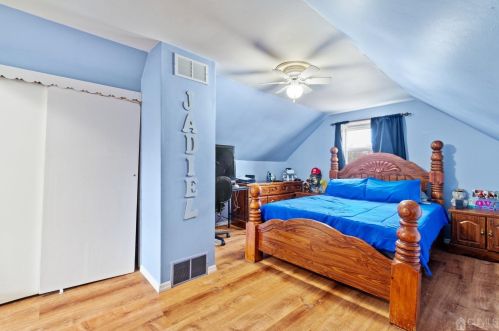 21 Hancock Pl, Iselin NJ  08830-1312 exterior