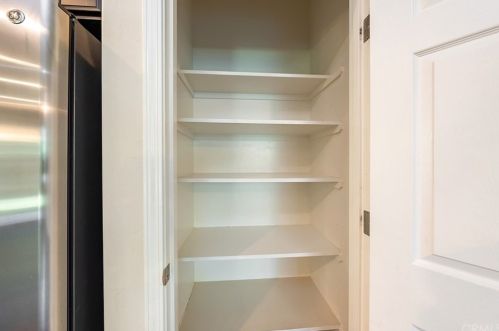 3053 Stanley Ave, Fresno CA  93737-9284 exterior