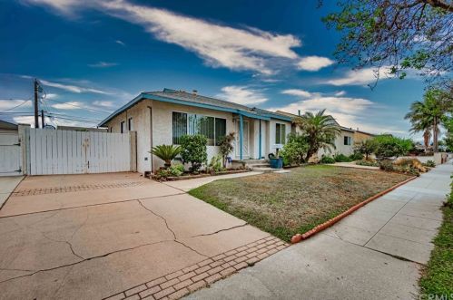4212 168th St, Lawndale, CA 90260-3314