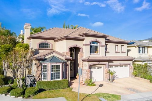 2 Barneburg, Trabuco Canyon, CA 92679-4210