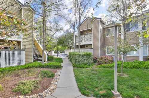 935 Lake Tahoe Ct, San Jose, CA 95123-2450