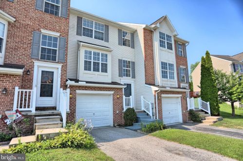 71 Zachary Dr, Hanover, PA 17331-8669