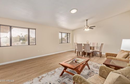 13122 Meeker Blvd, Sun City AZ 85375-3725 exterior