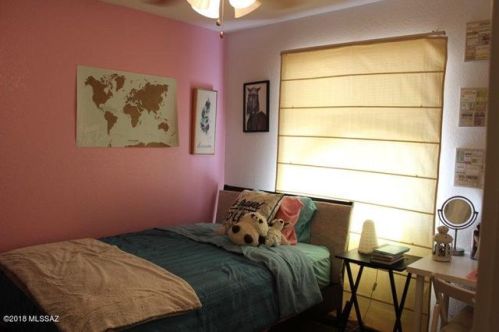 1798 Silver Mountain Pl, Tucson, AZ 85745-1900
