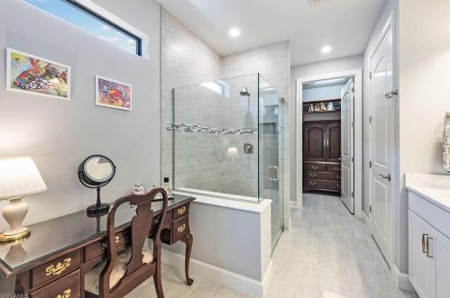 2770 Aviamar Cir, Naples FL 34114-9759 exterior