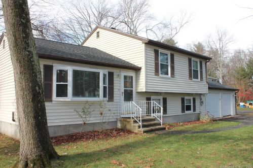 173 Pool Rd, North Haven, CT 06473-1843