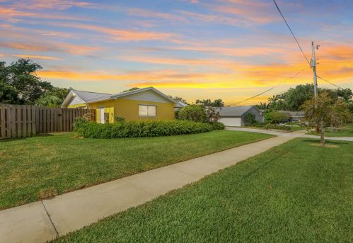 736 Jacana Way, West Palm Beach, FL 33408-4708