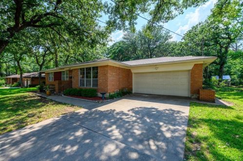 2503 Glenwood Ln, Denton TX  76209-1125 exterior