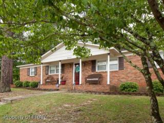 4601 Strathmore Ave, Fayetteville NC  28304-5118 exterior