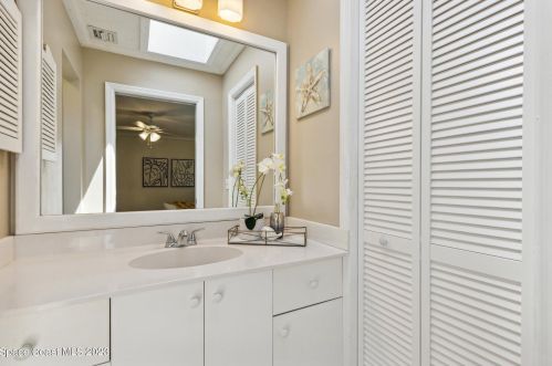 468 Tulip Dr, Sebastian FL  32958-5564 exterior