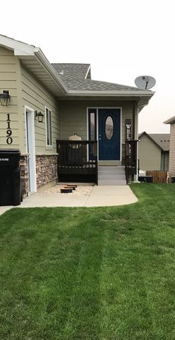 1190 23rd St, Dickinson, ND 58601-6769